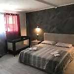 Boomerang House - Airport, Center & Beach